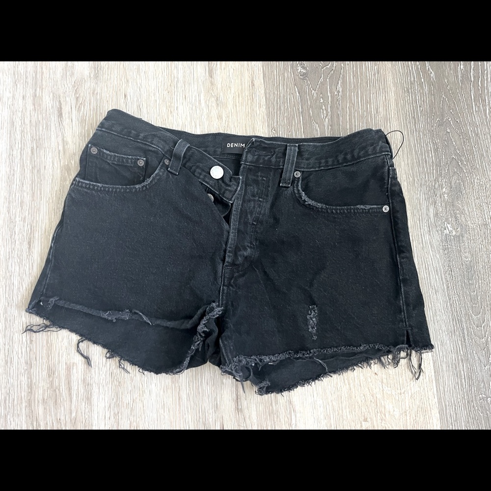 Aritzia Denim Forum- Yoko Short